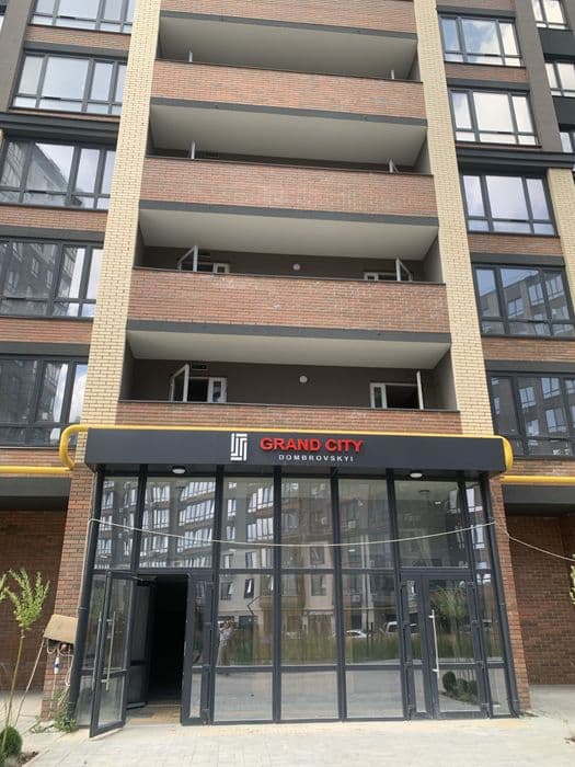 Продам квартиру в ЖК Домбровський - фото 1