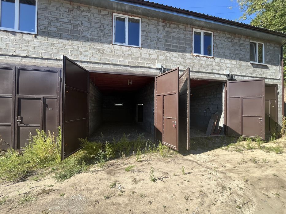 Продаються приміщення у м. Житомир