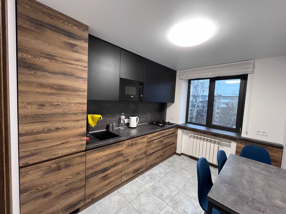 Простора 3-кімнатна квартира 85,7 м² з ремонтом у центрі Житомира
