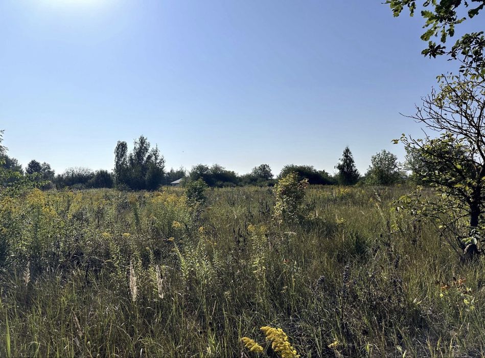 Продам земельну ділянку в місті р-н Метро