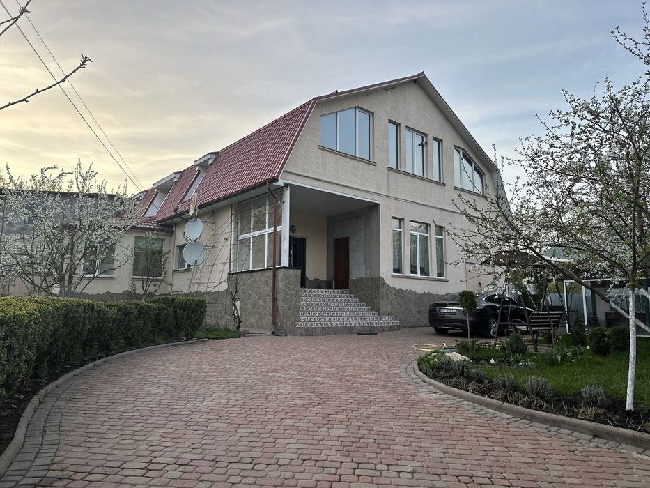 Продам терміново будинок в Житомирі